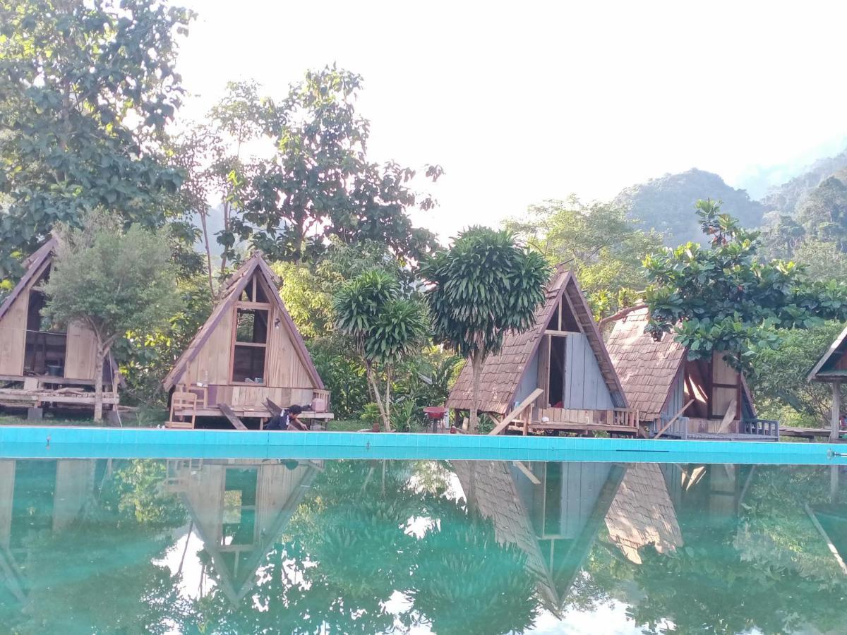 Готель Nongkhiaw Campingsite Swimming Pool Ban Phathok Екстер'єр фото